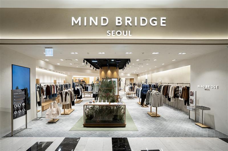마인드브릿지, 여의도 IFC몰에 새 매장... 직장인·외국인 모두 잡는다 3-Image